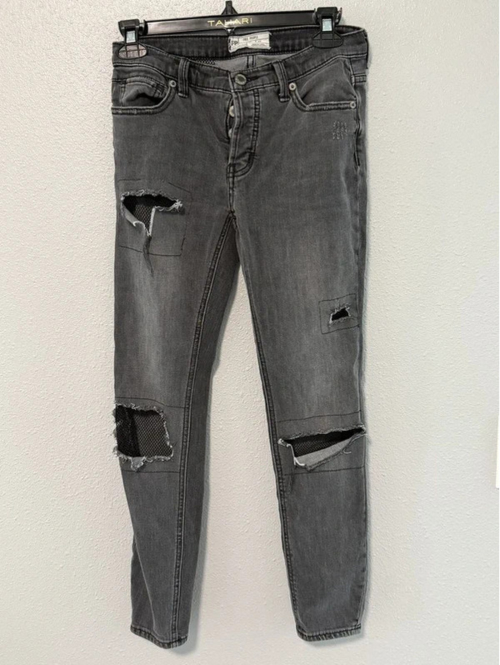 #6033 Free People Gray Distressed Mesh Patch Skinny Jeans Size 25